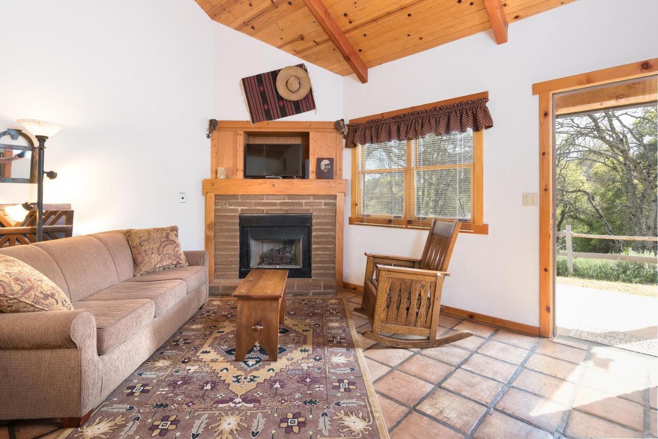 Homestead Cottages Ahwahnee Εξωτερικό φωτογραφία